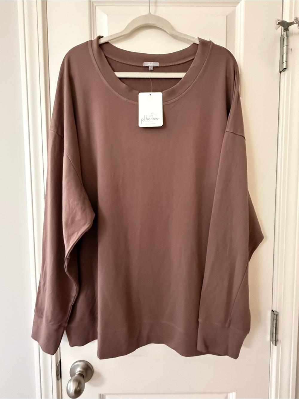 NWT PJ Harlow Lounge Set Size Large Taylor Sweatshirt & Blair Jogger Pants Mocha